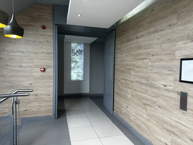 To Let Commercial Property for Rent in Newlands Western Cape